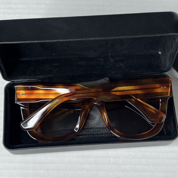 Chimi 08.2 / Veronica Beard Havana Sunglasses NWT/ Great gift main image 9